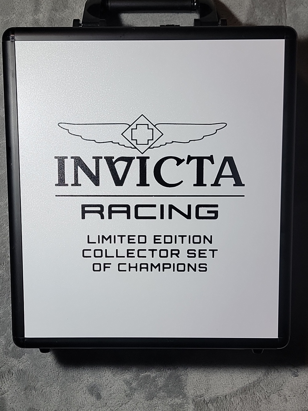 INVICTA RACING LIMITED EDITION COLLECTORS SET OF CHAMPIONS 12 SLOT CASE MONACO - Picture 11 of 16